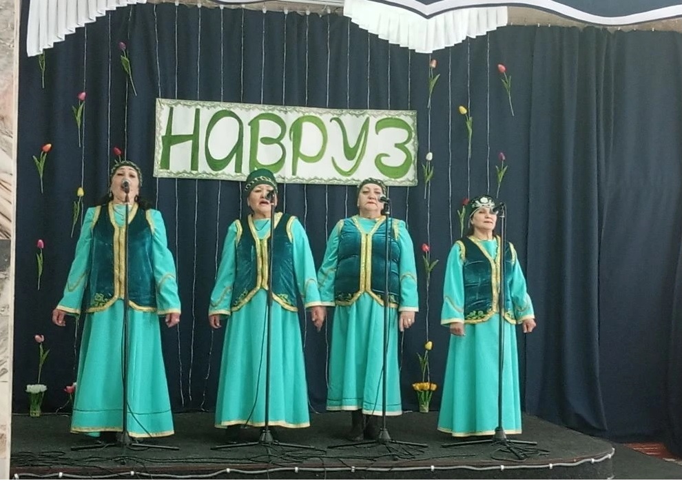 Навруз старинный праздник